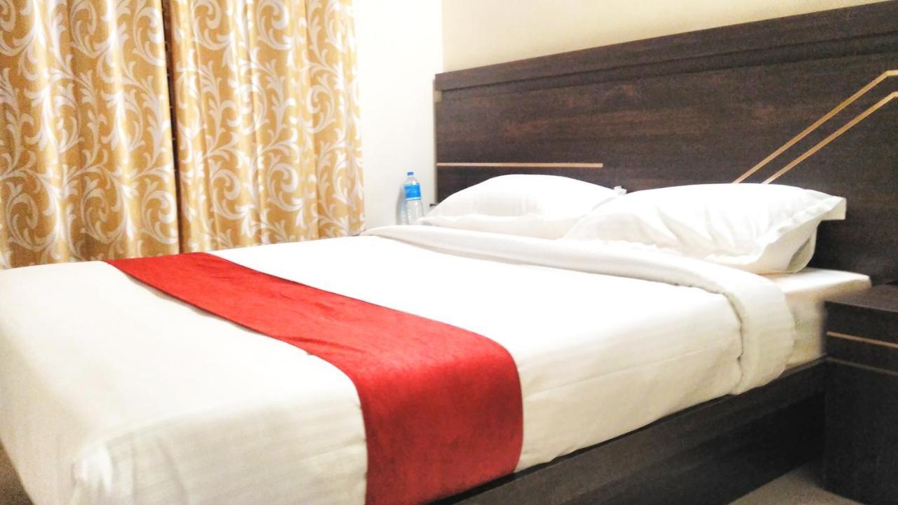 Leeland Munnar Bed & Breakfast Exterior foto