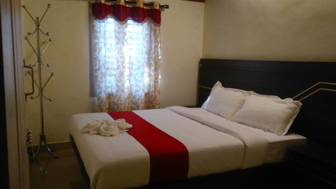 Leeland Munnar Bed & Breakfast Exterior foto