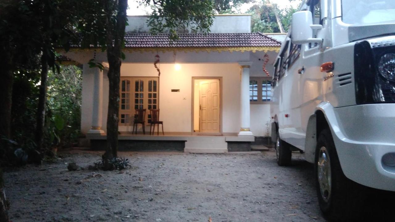 Leeland Munnar Bed & Breakfast Exterior foto